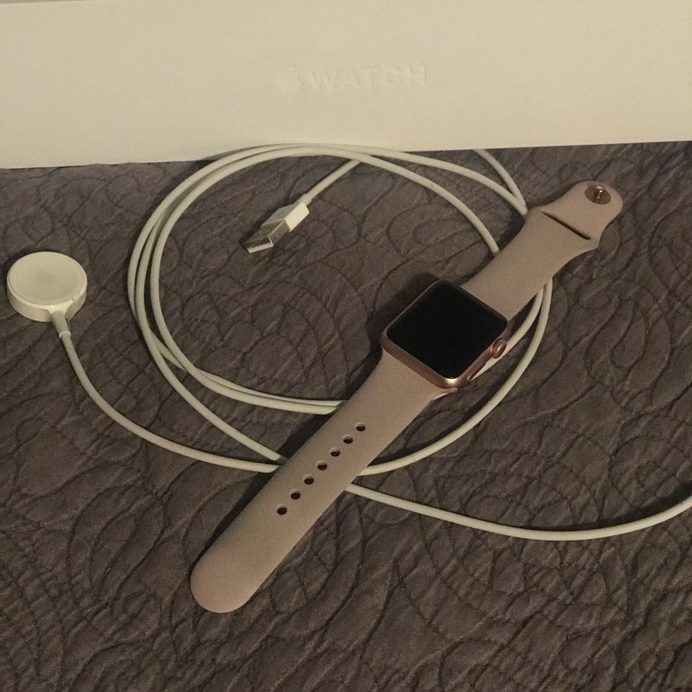 Apple Watch Rose Gold series 3, 38mm